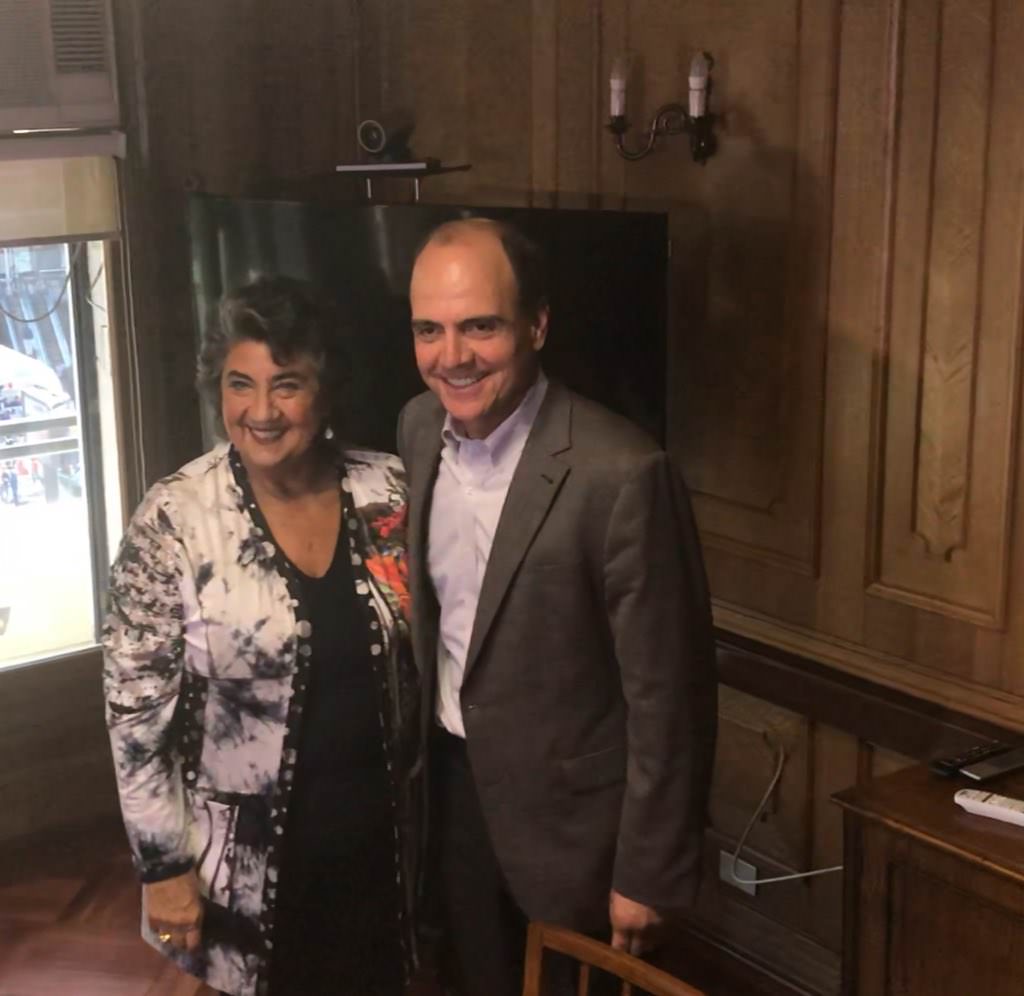 Ministro de Vivienda trabajará en conjunto con alcaldesa Virginia Reginato para abordar situación de campamentos