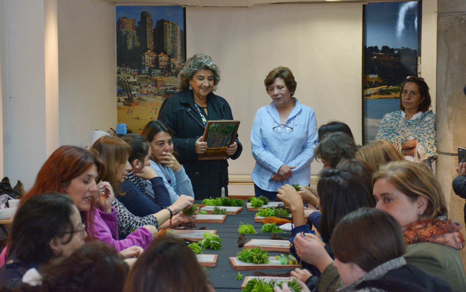 Municipio de Viña del Mar apoya a emprendedores con feria y talleres temáticos