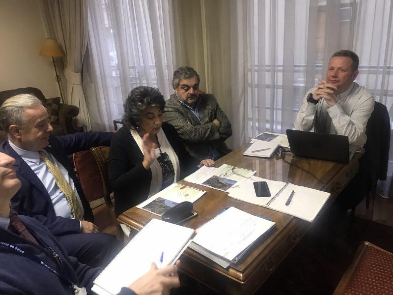 Ministro de salud valoró la APS de Viña del Mar y comprometió apoyo para ejecutar proyectos, durante reunión con alcaldesa Virginia Reginato