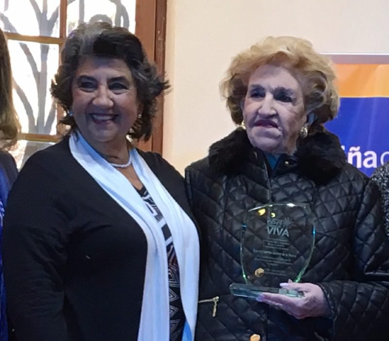 Reconocimiento a historiadora Eugenia Garrido por su aporte a la cultura y el patrimonio, entregó alcaldesa Virginia Reginato