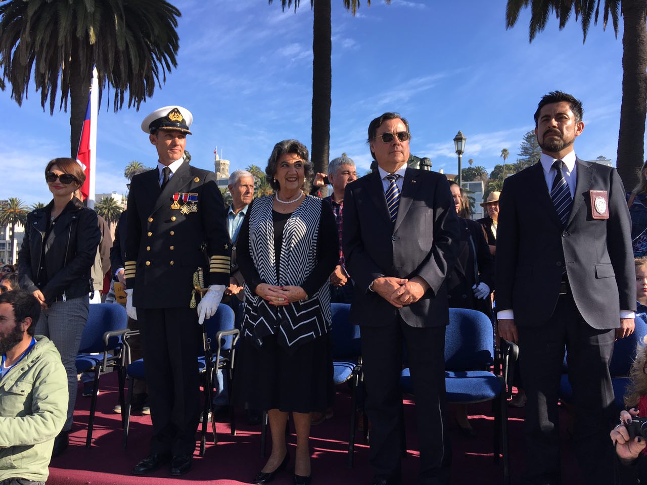 Familias viñamarinas disfrutaron primer desfile en homenaje a las Glorias Navales realizado en la comuna