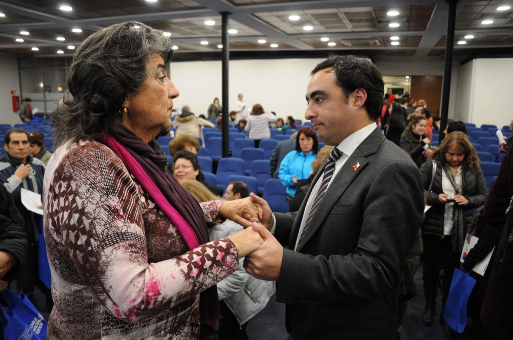 Imagen principal: Municipio de Viña del Mar y División de Organizaciones Sociales realizaron Escuela de formación social con la participación de más de 500 dirigentes