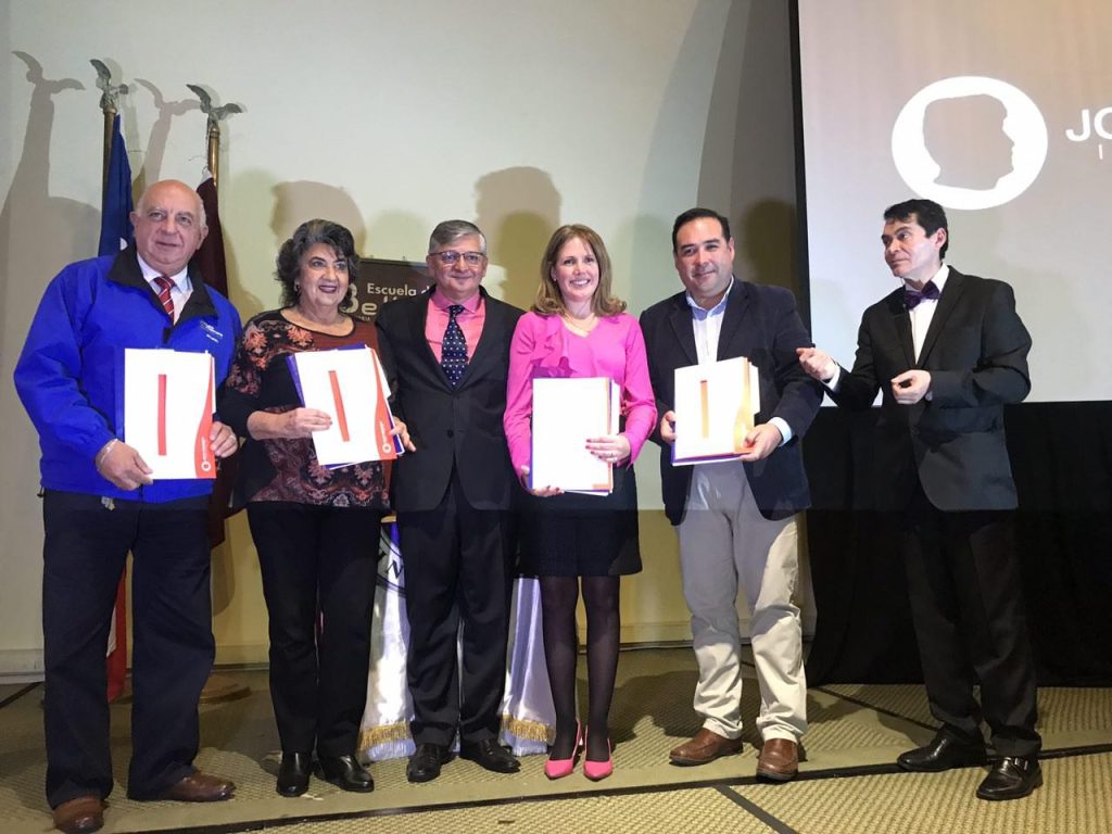 Imagen principal: Municipalidad de Viña del Mar renovó convenio de colaboración con instituto John Kennedy