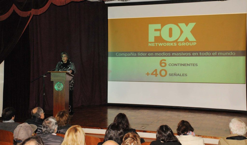 Imagen principal: Rol del Festival de la Canción como principal promotor turístico de Viña del Mar destacó alcaldesa Virginia Reginato