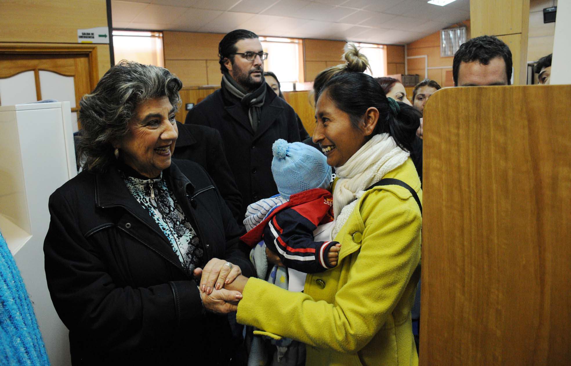 Atención integral a inmigrantes se brinda en dependencias municipales de Viña del Mar