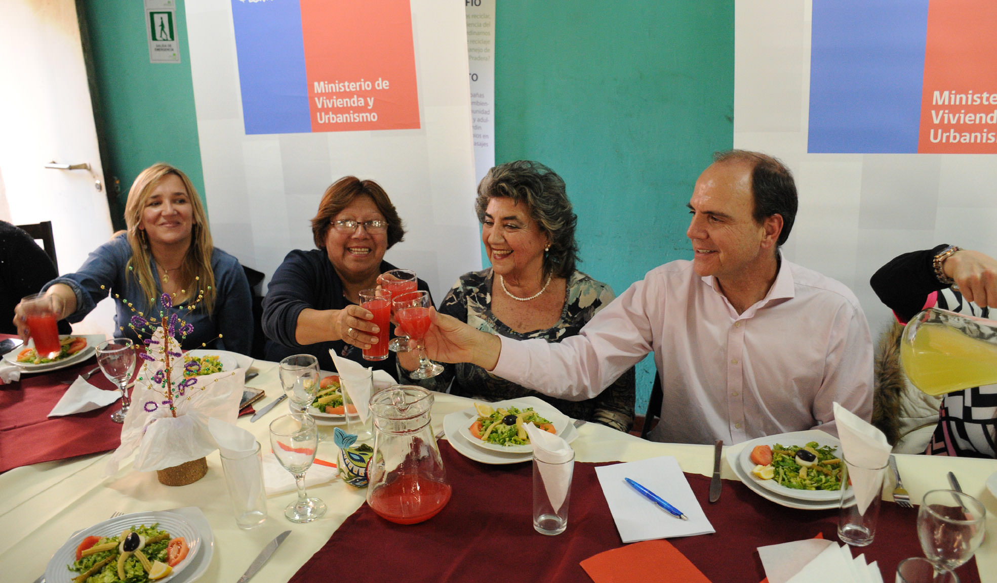 Inversión que realizará el Gobierno en campamentos de Viña del Mar y la región fue valorado por alcaldesa Virginia Reginato