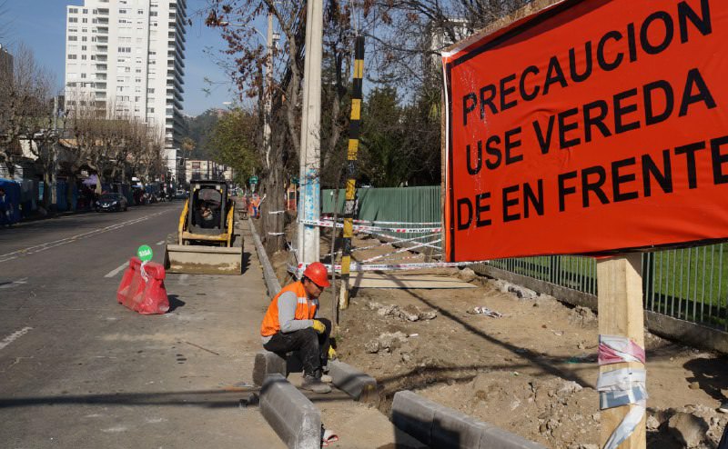 Municipio da nuevo paso en plan de reordenamiento de calle Quillota