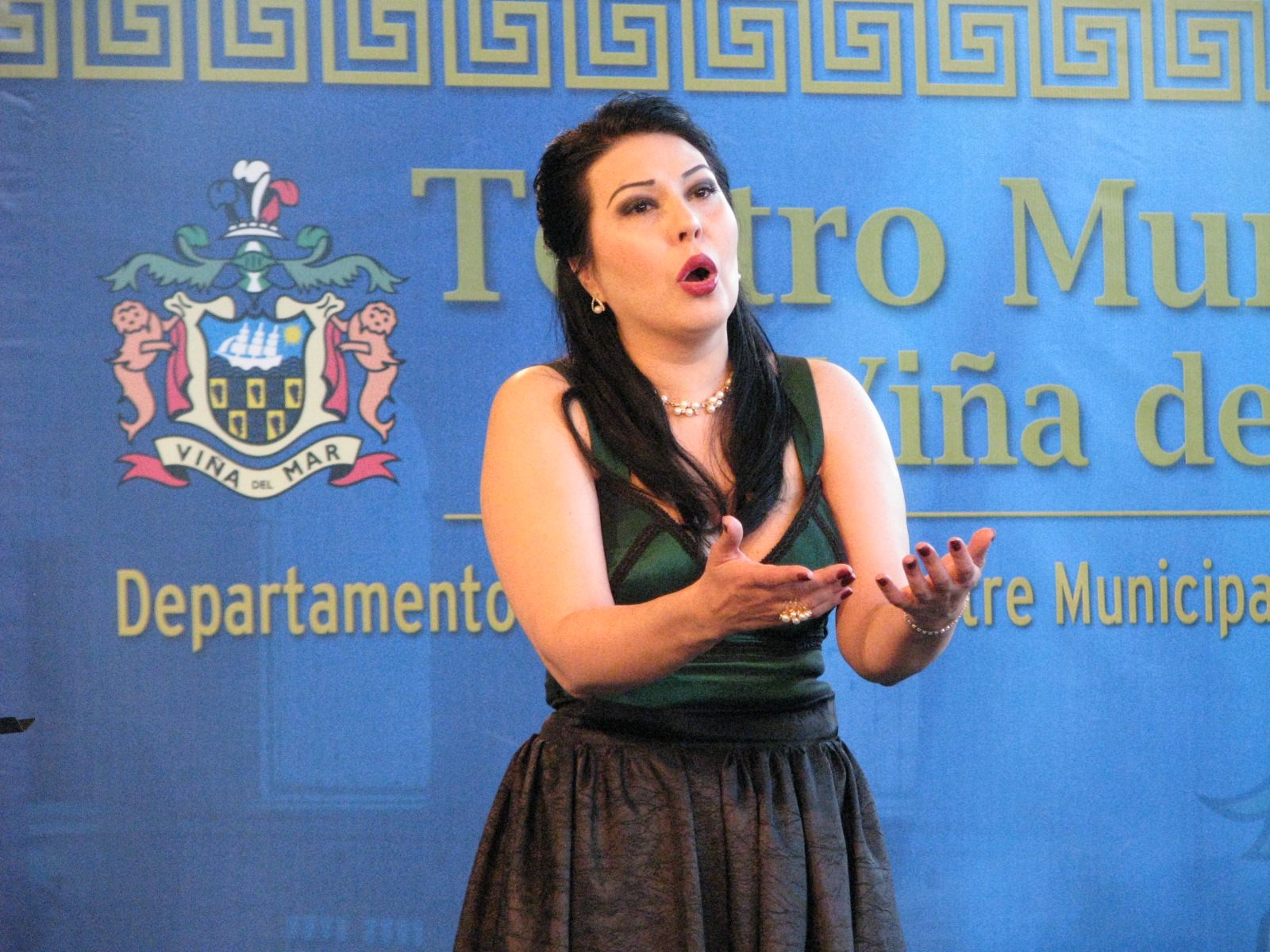 Municipio de Viña del Mar invita a concierto lírico de la mezzosoprano Alejandra Henríquez