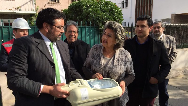Municipio de Viña del Mar potencia seguridad en población Vergara con mejoramiento de nuevas luminarias