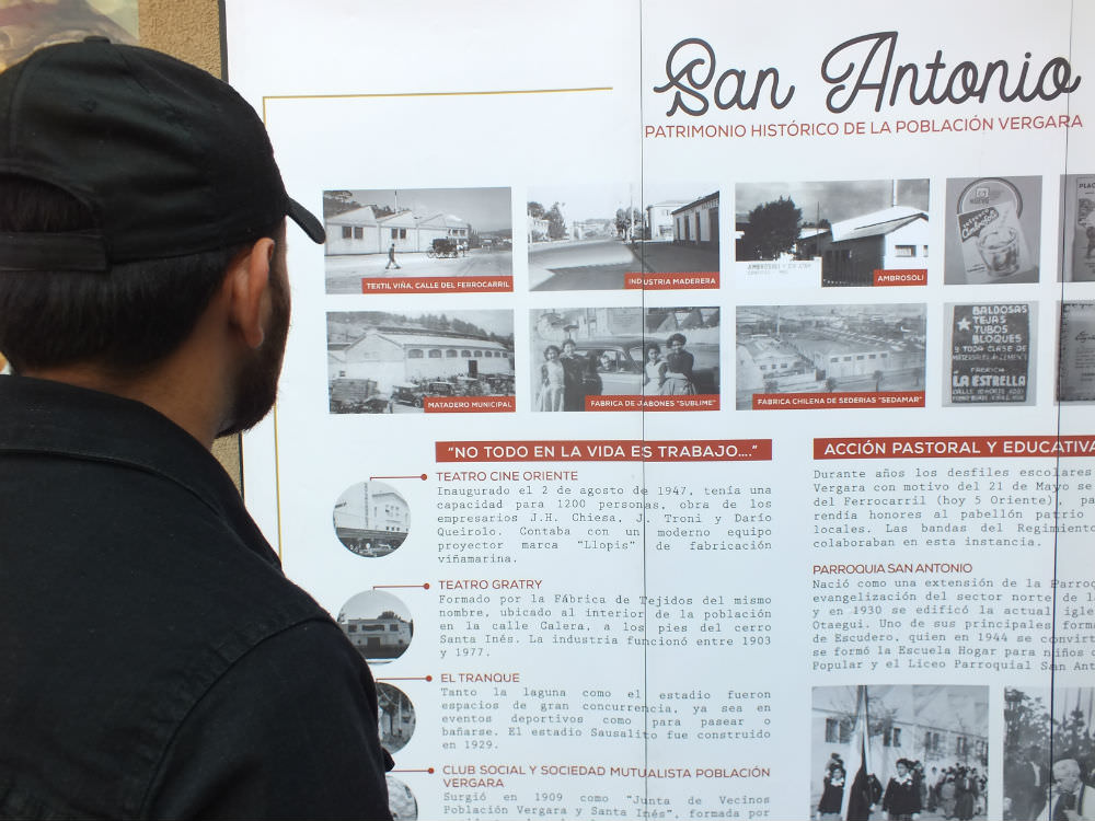 Vecinos de calle San Antonio pueden ver exposición patrimonial sobre su sector en galería del barrio