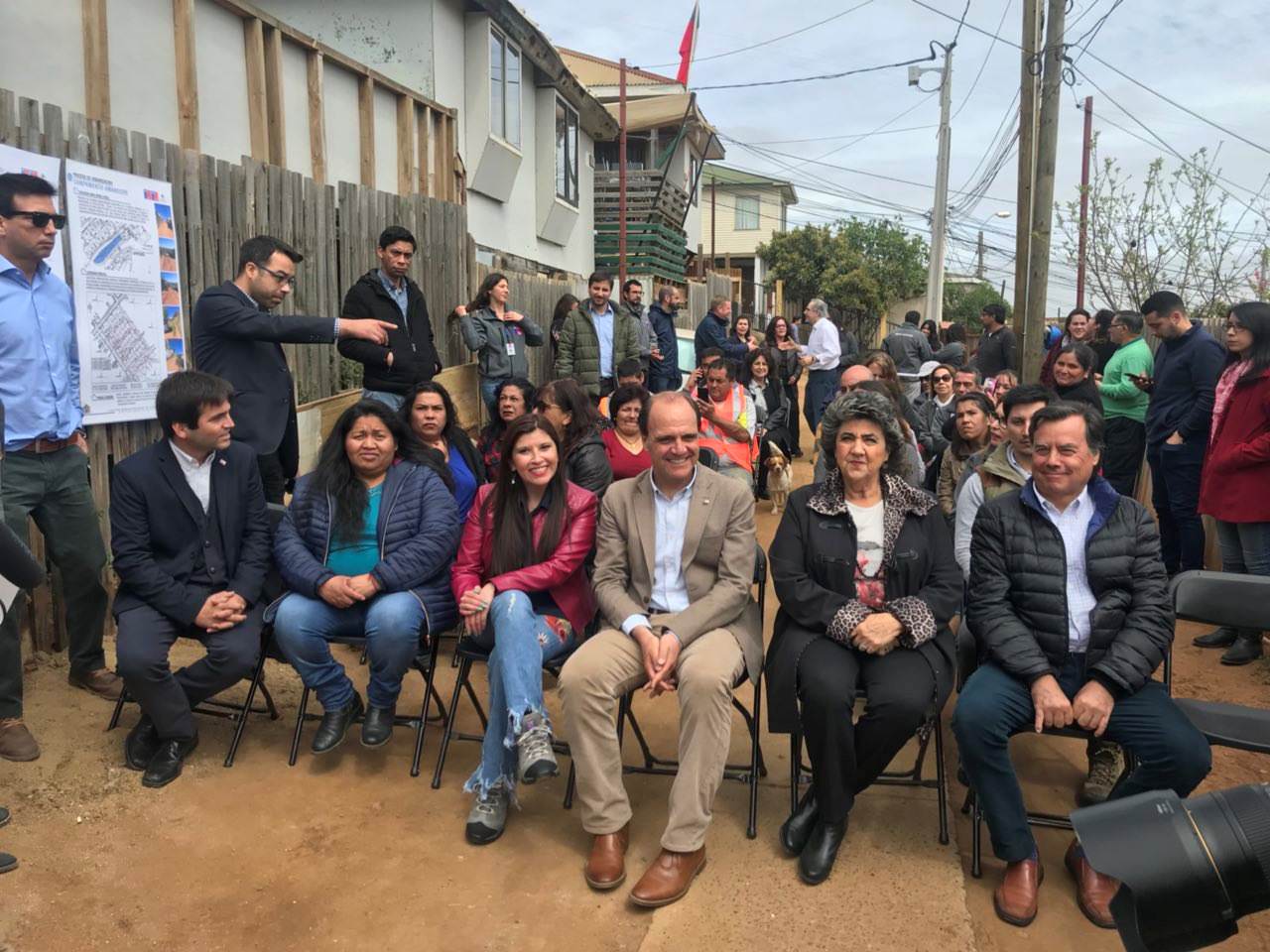 Campamento Amanecer de Santa Julia inicia proceso de urbanización con instalación de redes de agua potable y alcantarillado