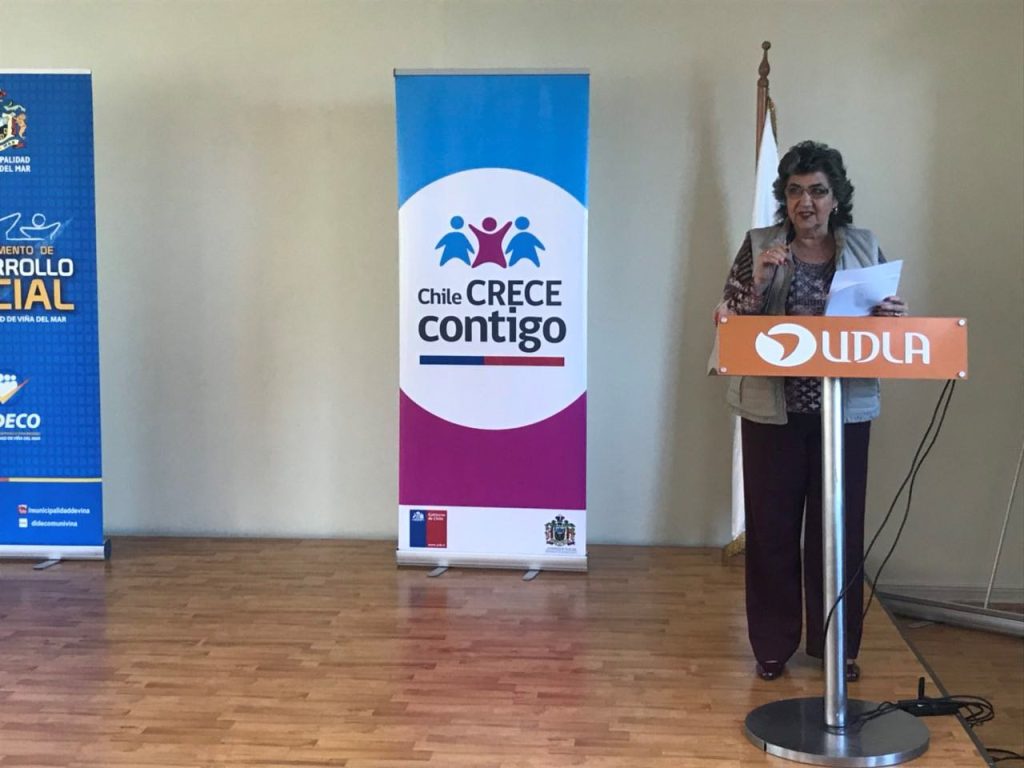 Imagen principal: Profesionales del municipio de Viña del Mar fueron capacitados para contar con mejores herramientas que fortalezcan la atención integral a menores