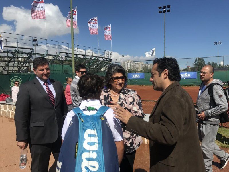 Futuras figuras del tenis mundial  participan en torneo COSAT en Viña del Mae