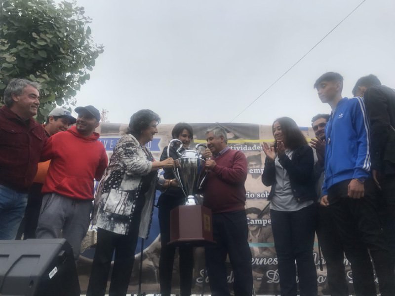 Vecinos de Nueva Aurora celebraron en grande los 60 años de su barrio en ceremonia encabezada por alcaldesa Virginia Reginato