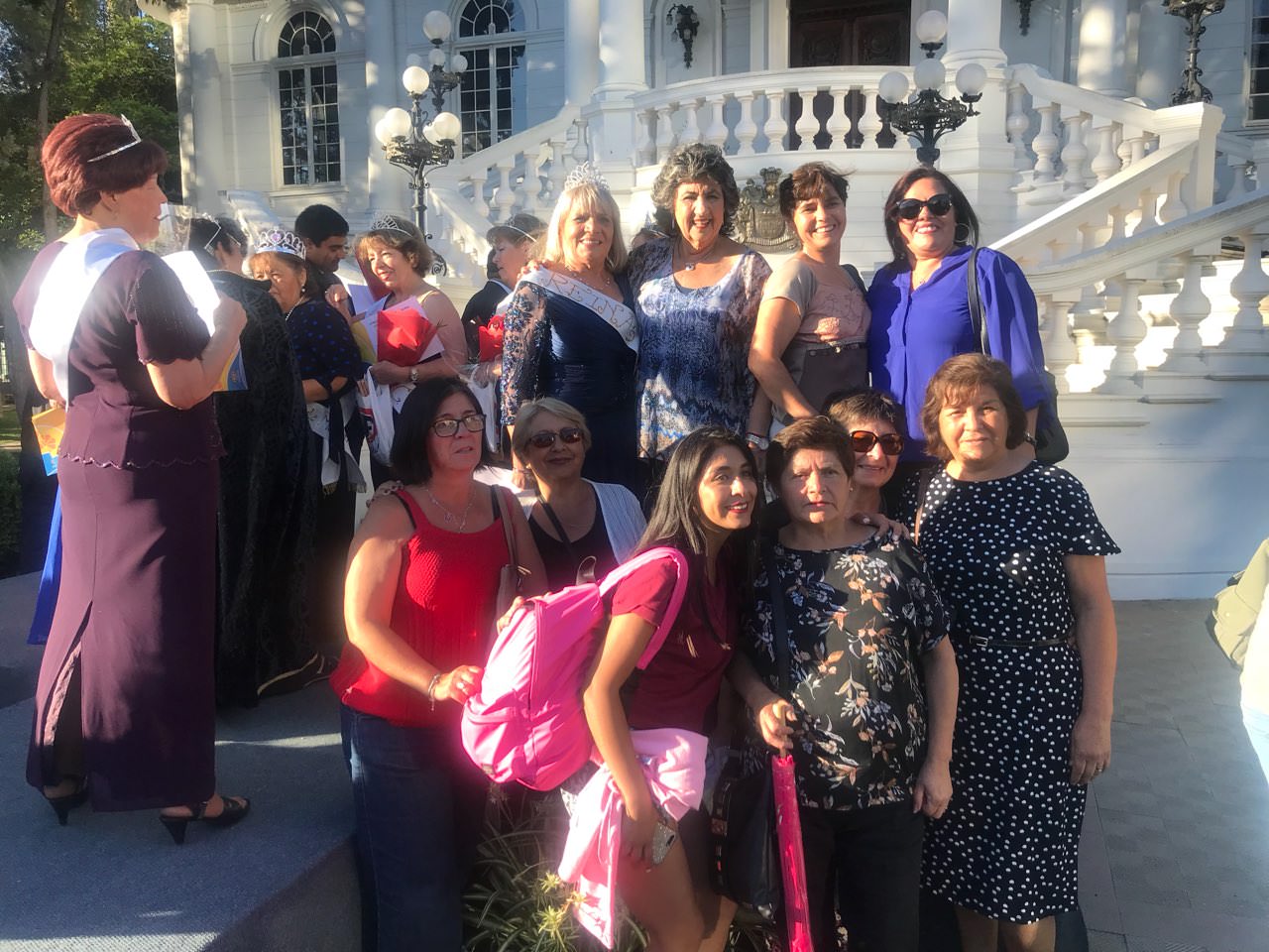 Nueva reina del Adulto Mayor de Viña del Mar fue coronada por alcaldesa Virginia Reginato