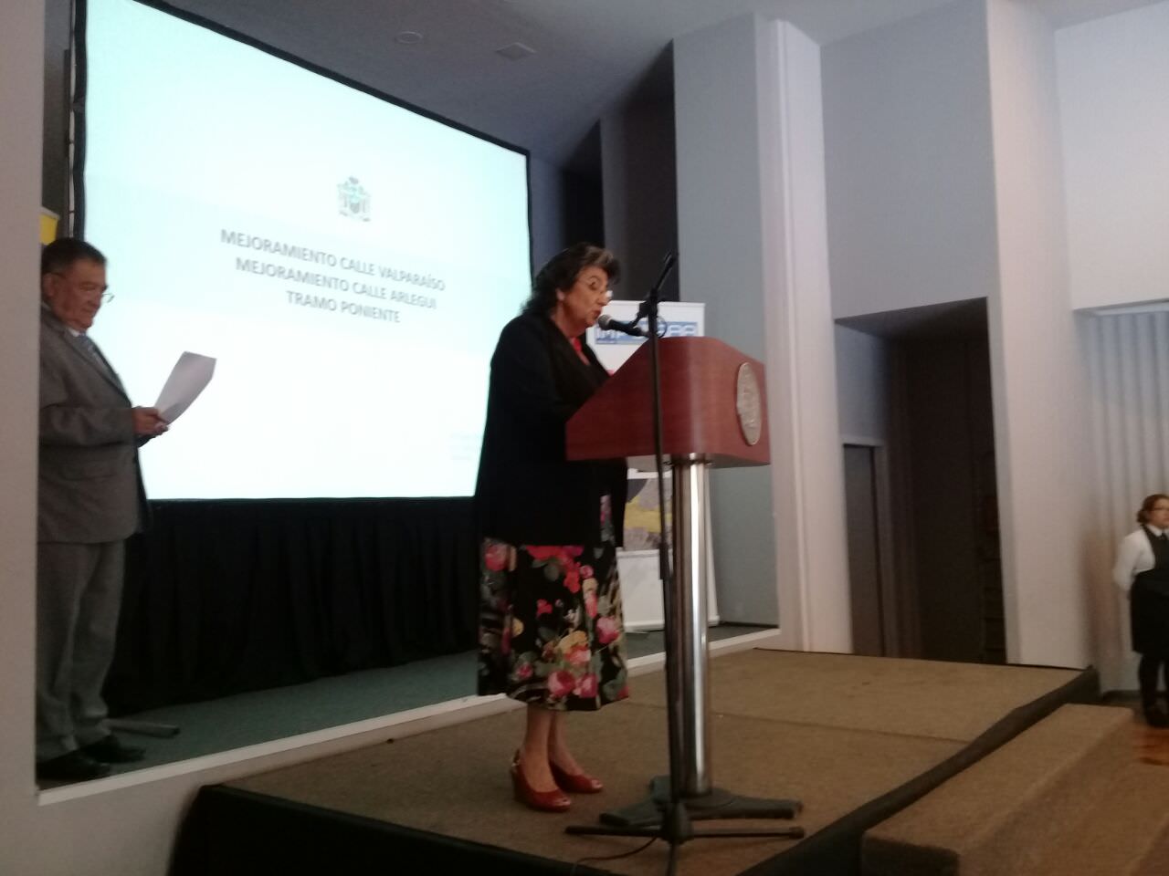 Municipio de Viña del Mar acogió opiniones de la comunidad sobre proyectos de mejoramiento de calles Valparaíso y Arlegui