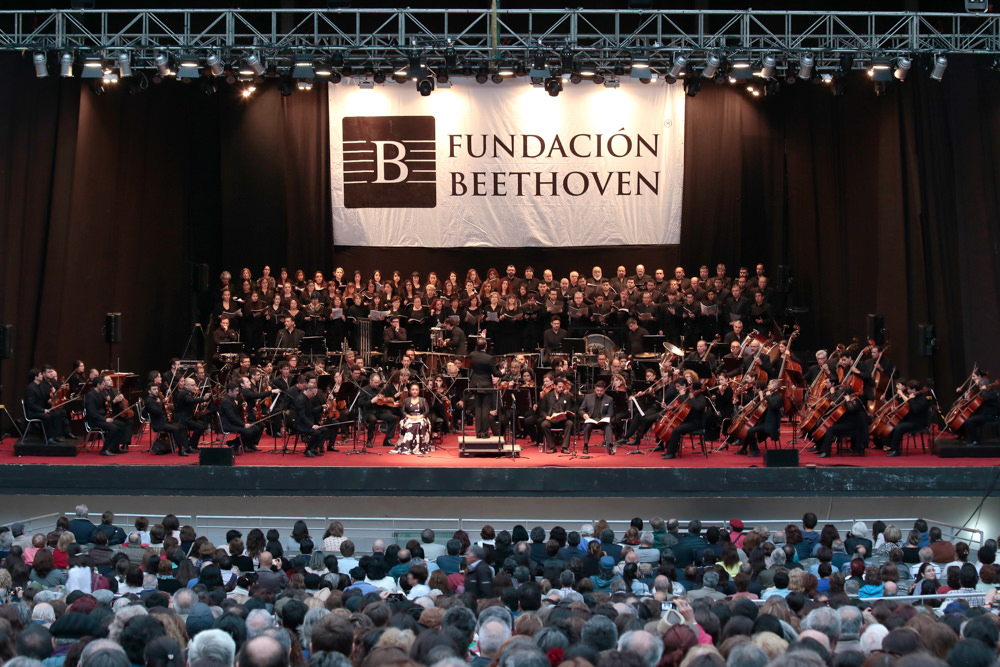 Orquesta Sinfónica Nacional de Chile y Coro Sinfónico de la Universidad de Chile cierran los Conciertos de Verano 2019