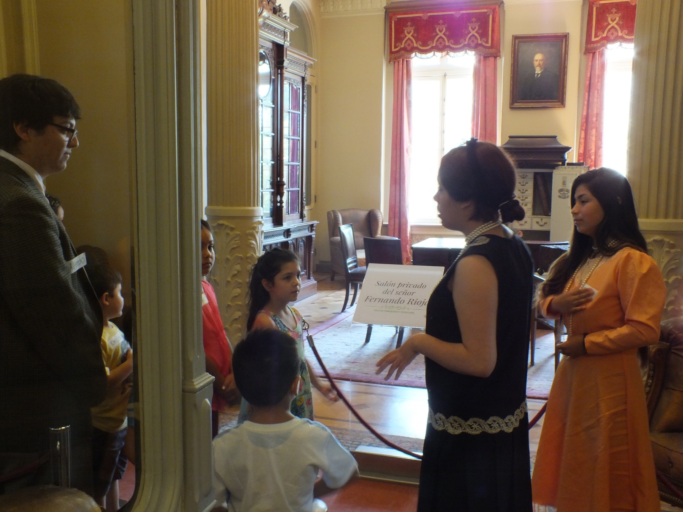 Taller “Al compás con los Rioja” hace a los niños conocer música y bailes como el vals y el charleston en Viña del Mar