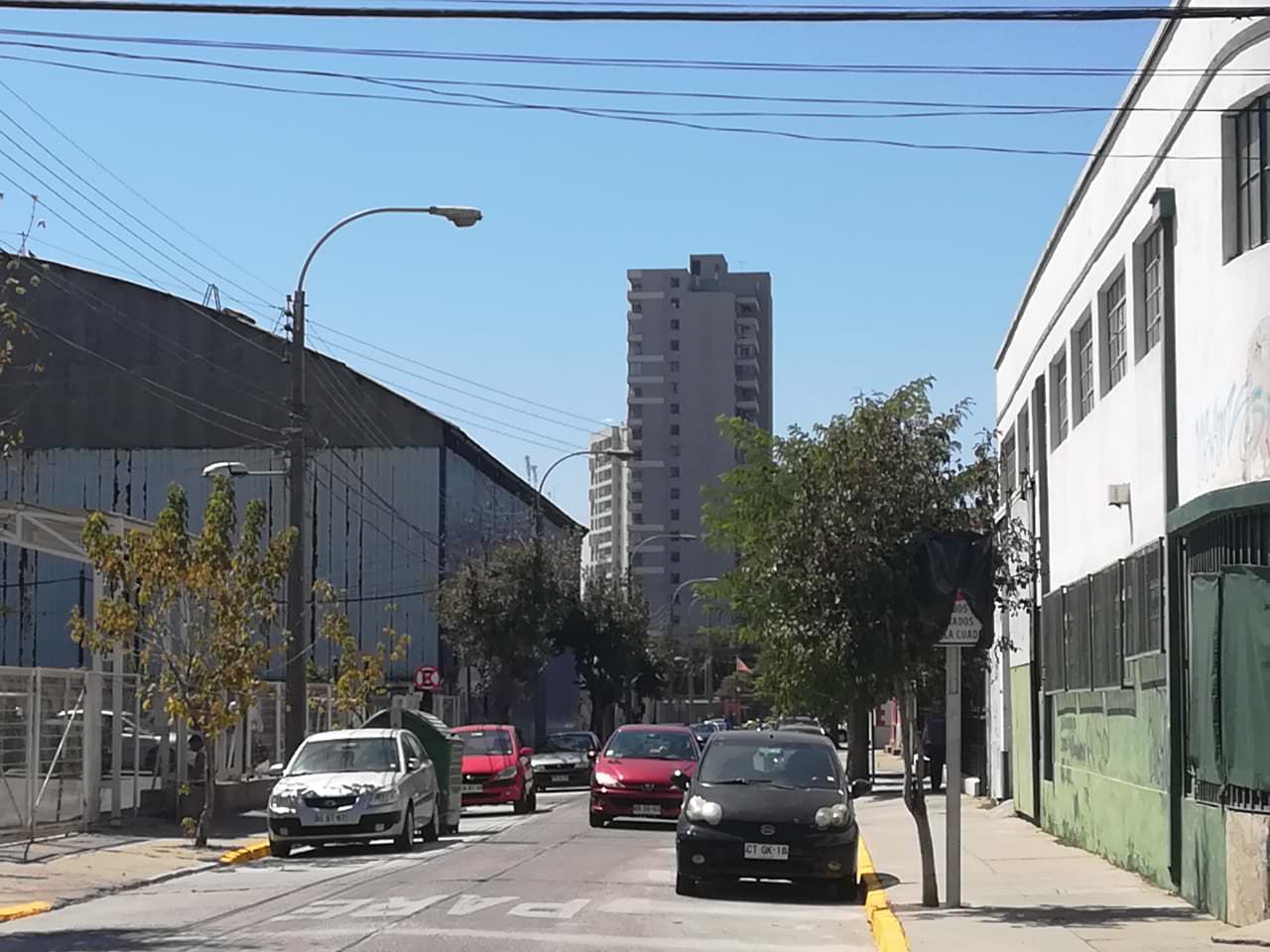 Municipio de Viña del Mar implementa desvíos de tránsito por pavimentación de calle Simón Bolívar