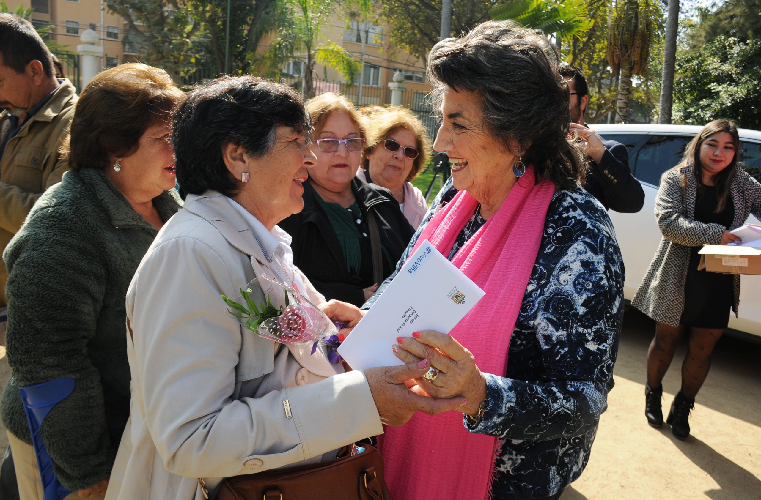 Municipio de Viña del Mar reconoció aporte de dirigentas comunitarias de la ciudad