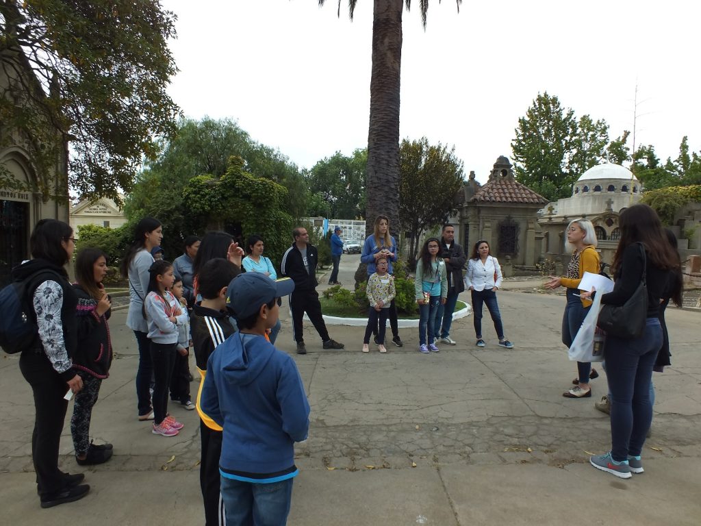 Imagen principal: Programa Pasos de Viña del Mar muestra los “Encantos patrimoniales del Cementerio Santa Inés” a la comunidad