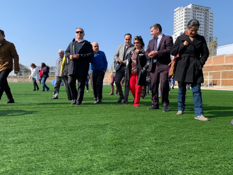 Cancha pasto sintético  Complejo Gómez Carreño