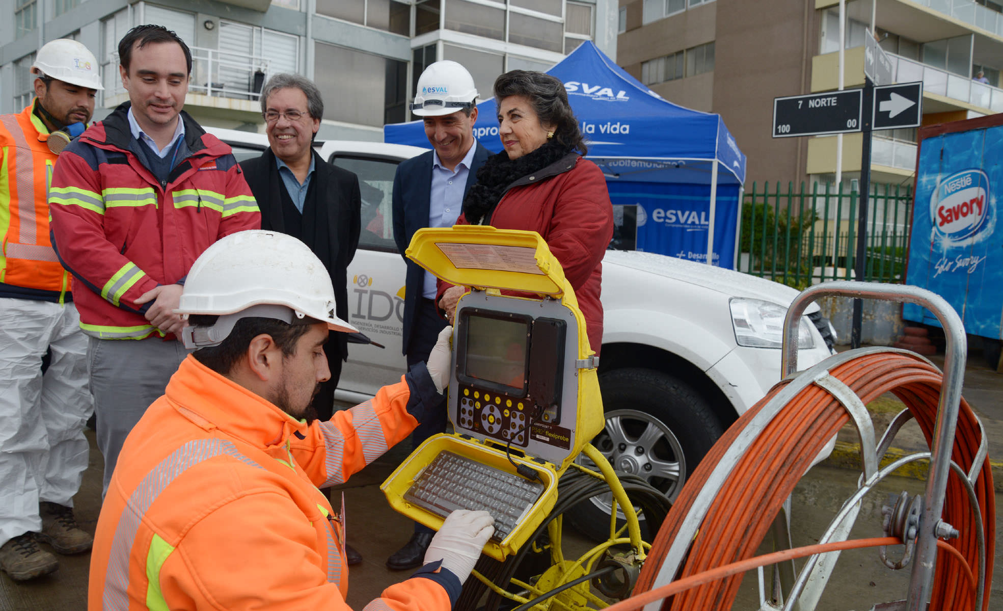 Empresa sanitaria monitorea red de alcantarillado en Viña del Mar