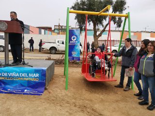 Municipio de Viña del Mar instala juegos inclusivos en distintos sectores de la comuna