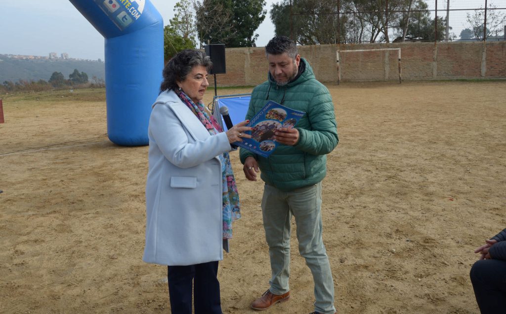 Imagen principal: Municipio de Viña del Mar entregó autorización de relleno para cancha de Club Deportivo Villa Madrid