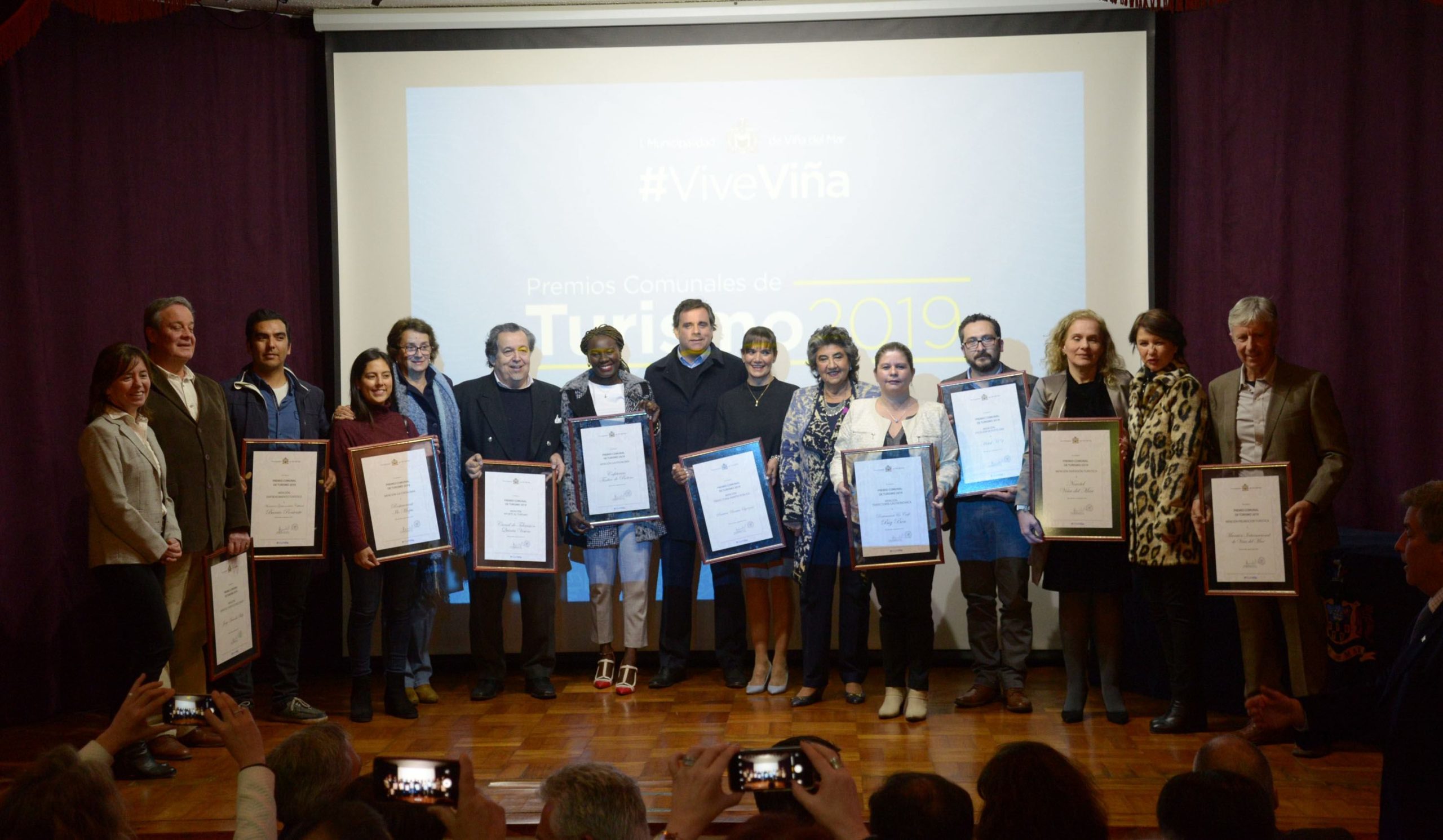 Municipio de Viña del Mar entregó premios comunales de turismo 2019