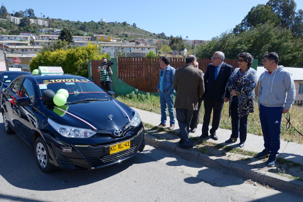 Imagen principal: Nueva línea de taxis colectivos en El Olivar y sectores aledaños inicia marcha blanca