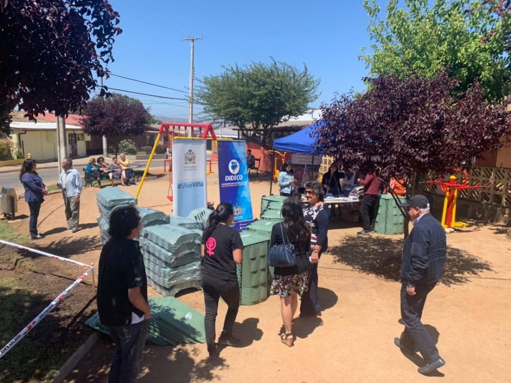 Imagen principal: Familias de Viña del Mar serán capacitadas para transformar residuos orgánicos en compost