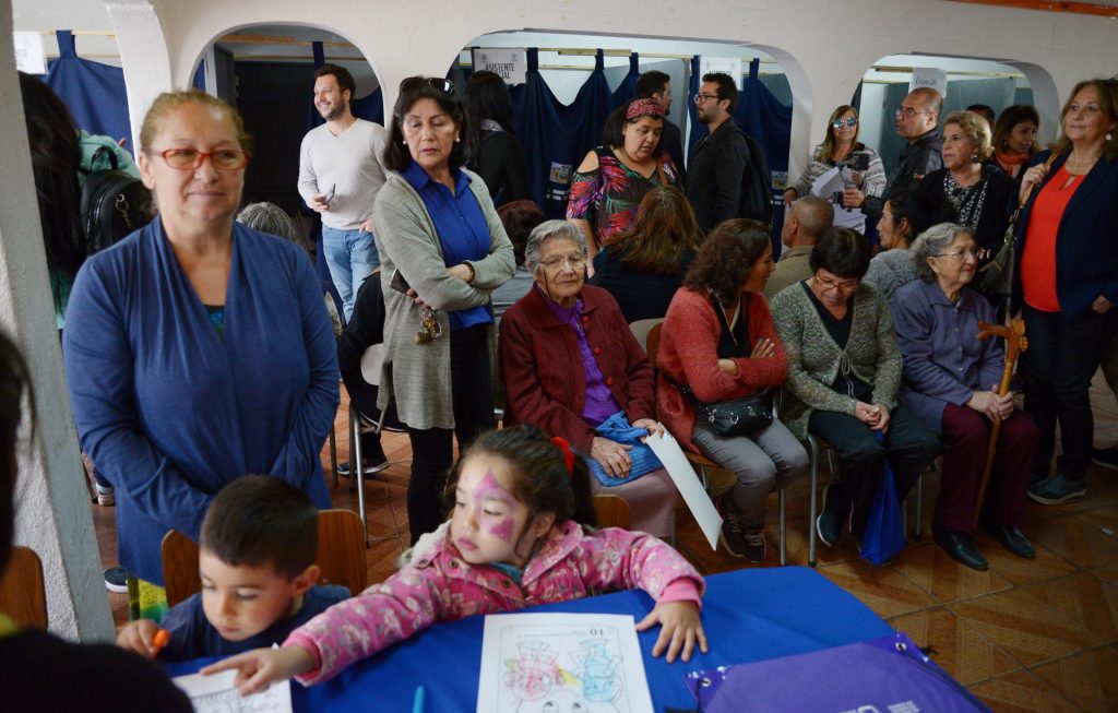 Imagen principal: Municipio de Viña del Mar despliega completo equipo de profesionales en terreno