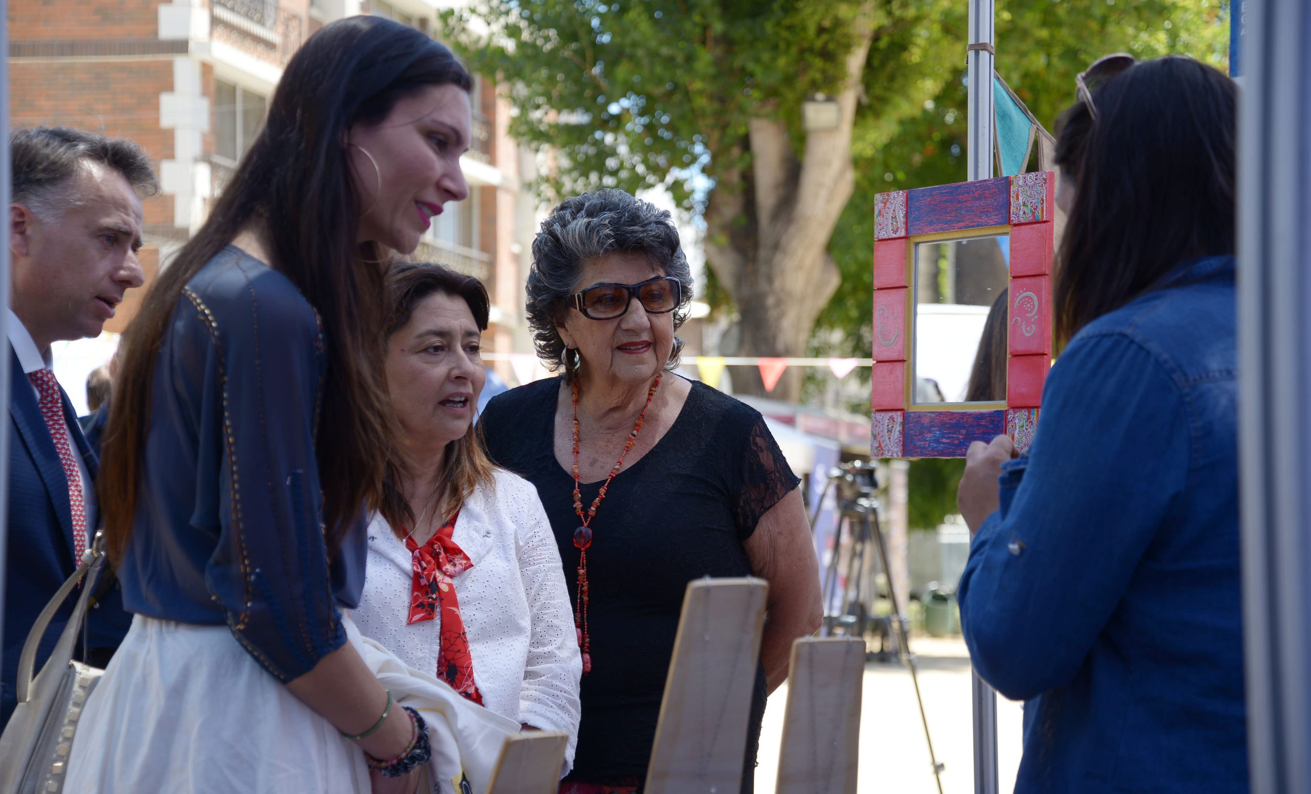 Diversos y atractivos productos ofrece 2ª expo emprende AIEP Viña del Mar