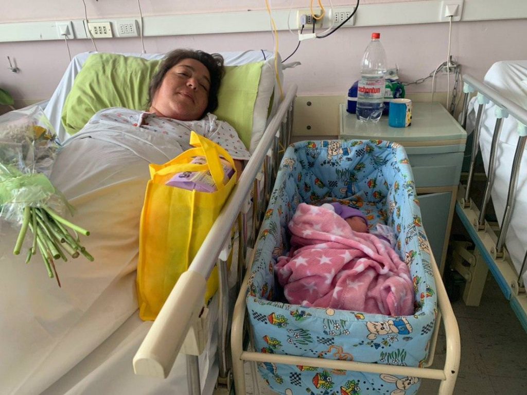 Imagen principal: Municipalidad de Viña del Mar entregó ajuares a primeros bebés nacidos el 2020 en el Hospital Dr. Gustavo Fricke