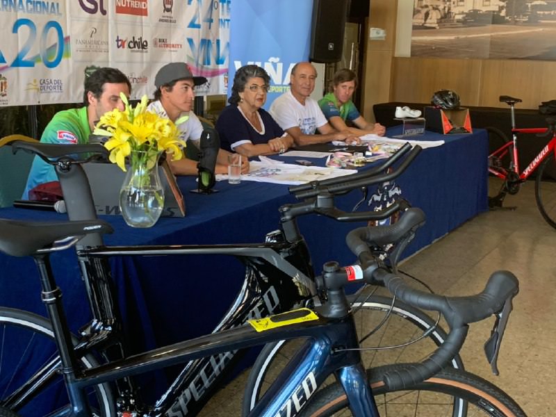 300 deportistas participarán en Viña del Mar en uno de los triatlones más antiguos de Chile