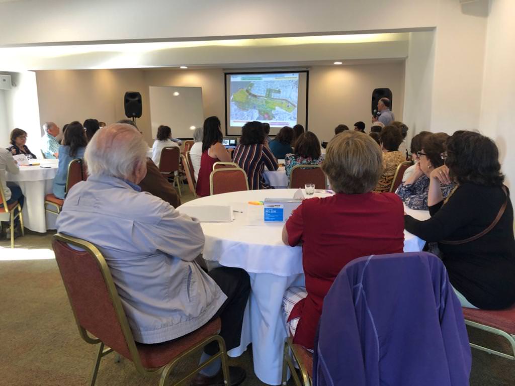 Vecinos del barrio fundacional de Viña del Mar conocieron proyectos que mejorarán su entorno