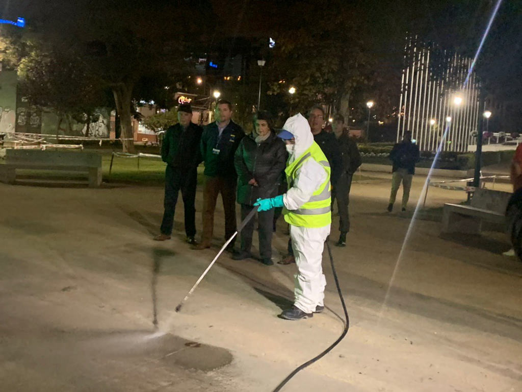 Sanitización espacios públicos en Viña del Mar
