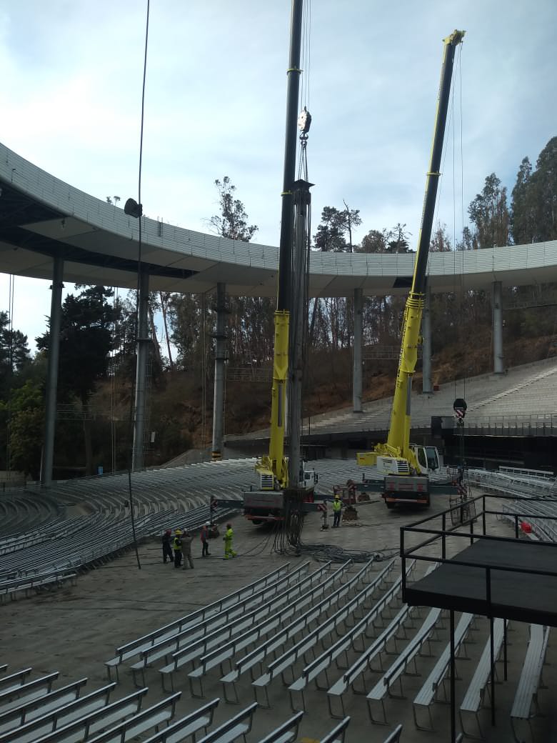 Retiran estructura metálica sobre el anfiteatro de Quinta Vergara