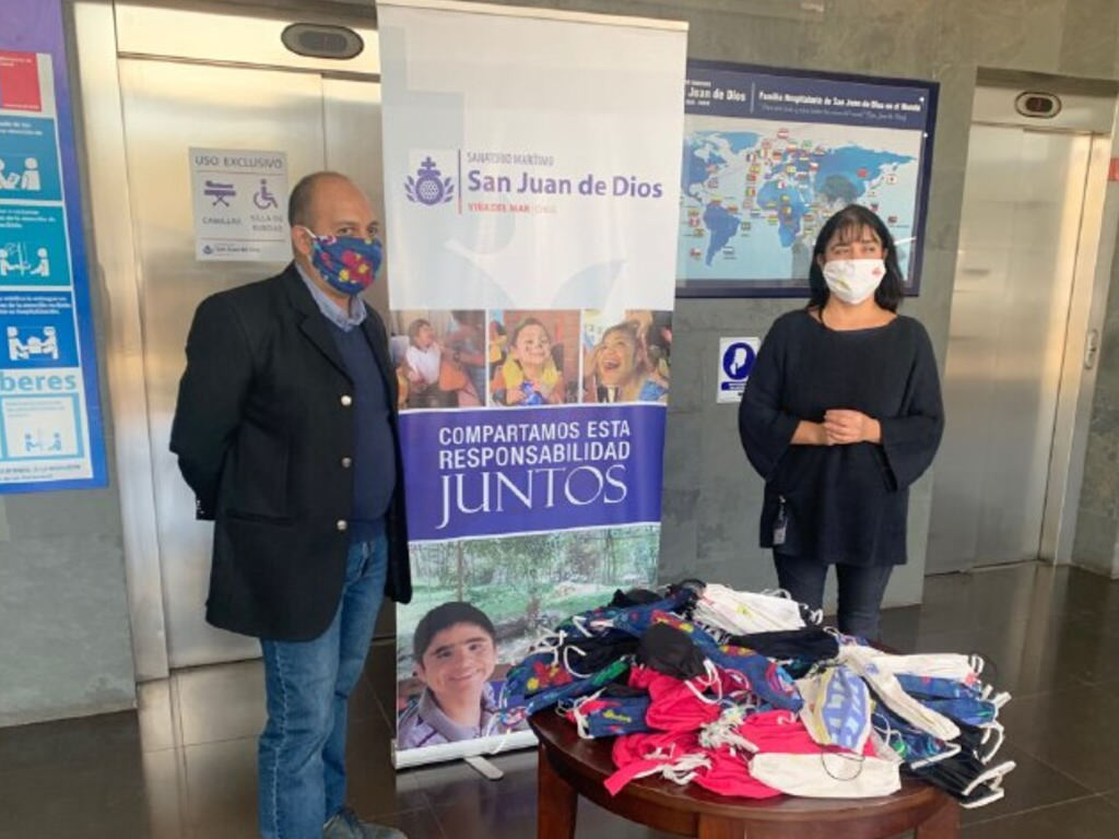 Donación mascarillas a Sanatorio Marítimo