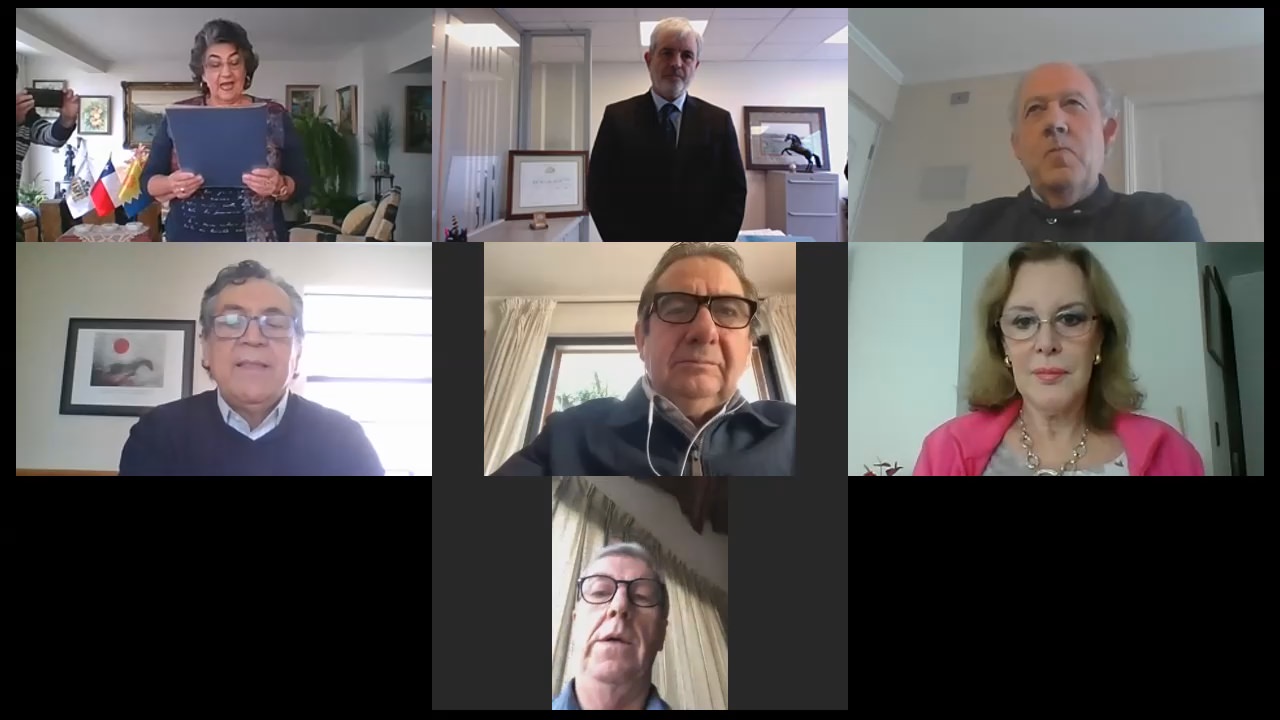 En forma inédita, alcaldesa Virginia Reginato tomó juramento, vía on line, a nuevo juez del 2º juzgado de Policía Local