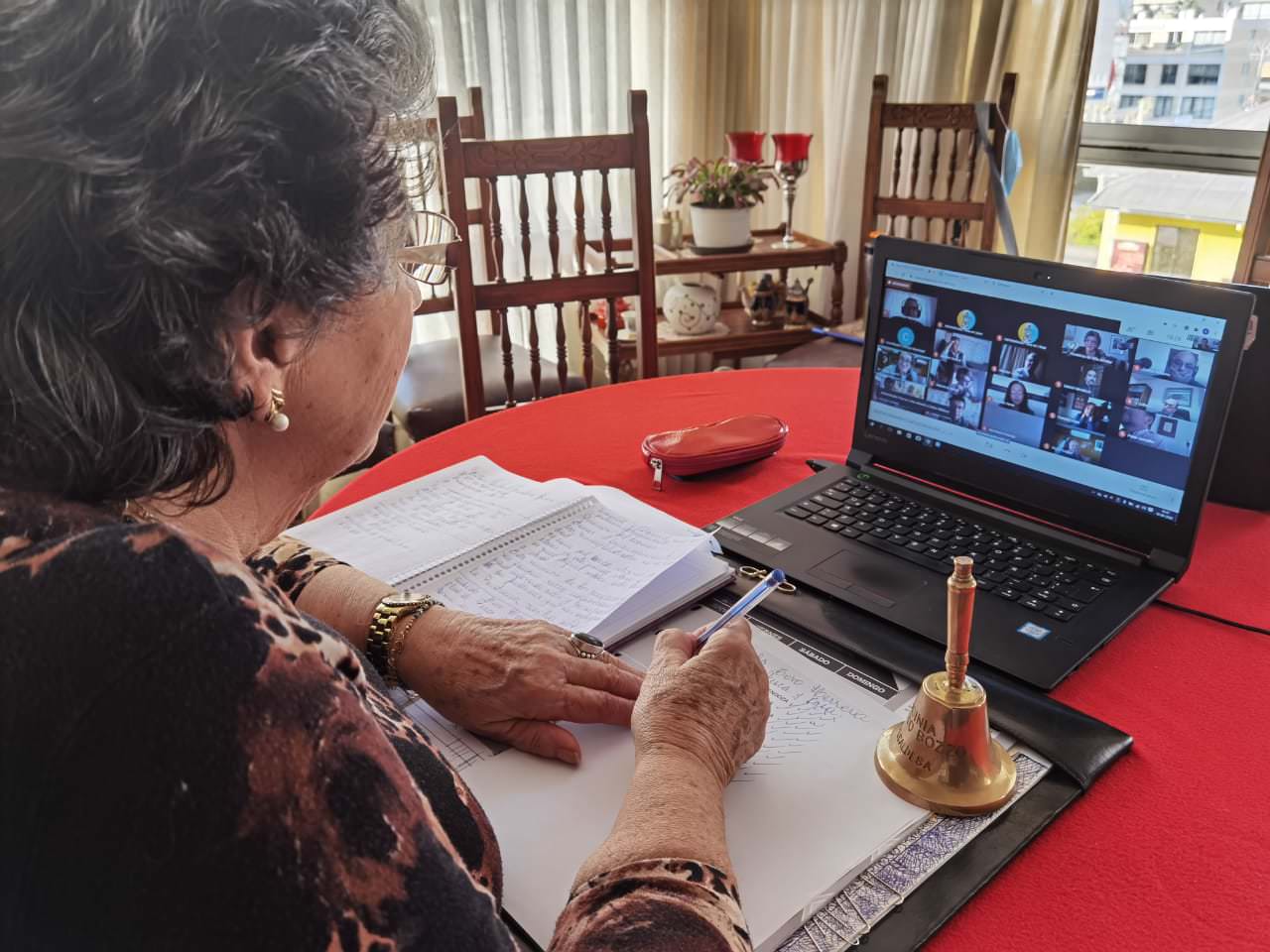 Comercio establecido y restaurantes de Viña del Mar podrán ocupar veredas y espacios públicos para reactivar sus ventas