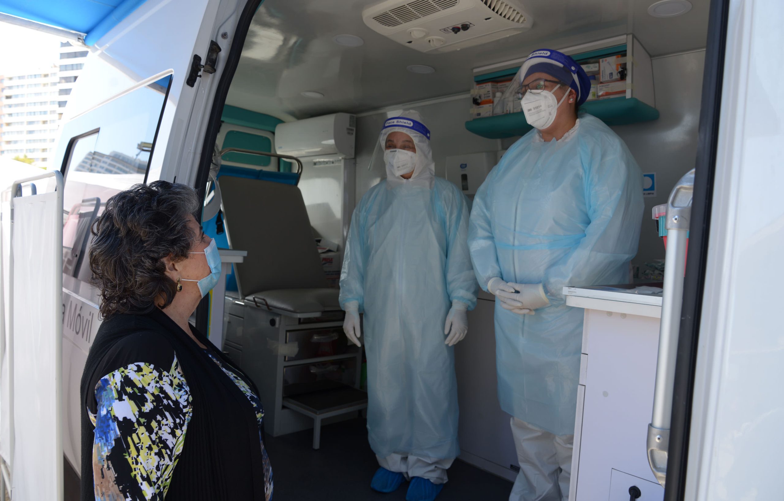 Potencian toma de exámenes PCR en Viña del Mar, sumando playas y borde costero