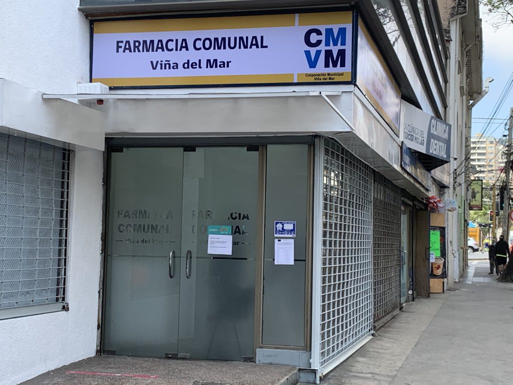 Imagen principal: Farmacia comunal de Viña del Mar cierra sus puertas de manera preventiva ante posible contagios de covid-19
