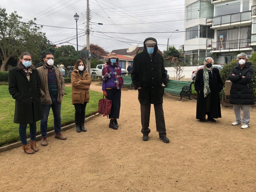 Imagen principal: Exitoso primer encuentro de participación vecinal en diseño para mejorar plaza de Cerro Castillo en Viña del Mar