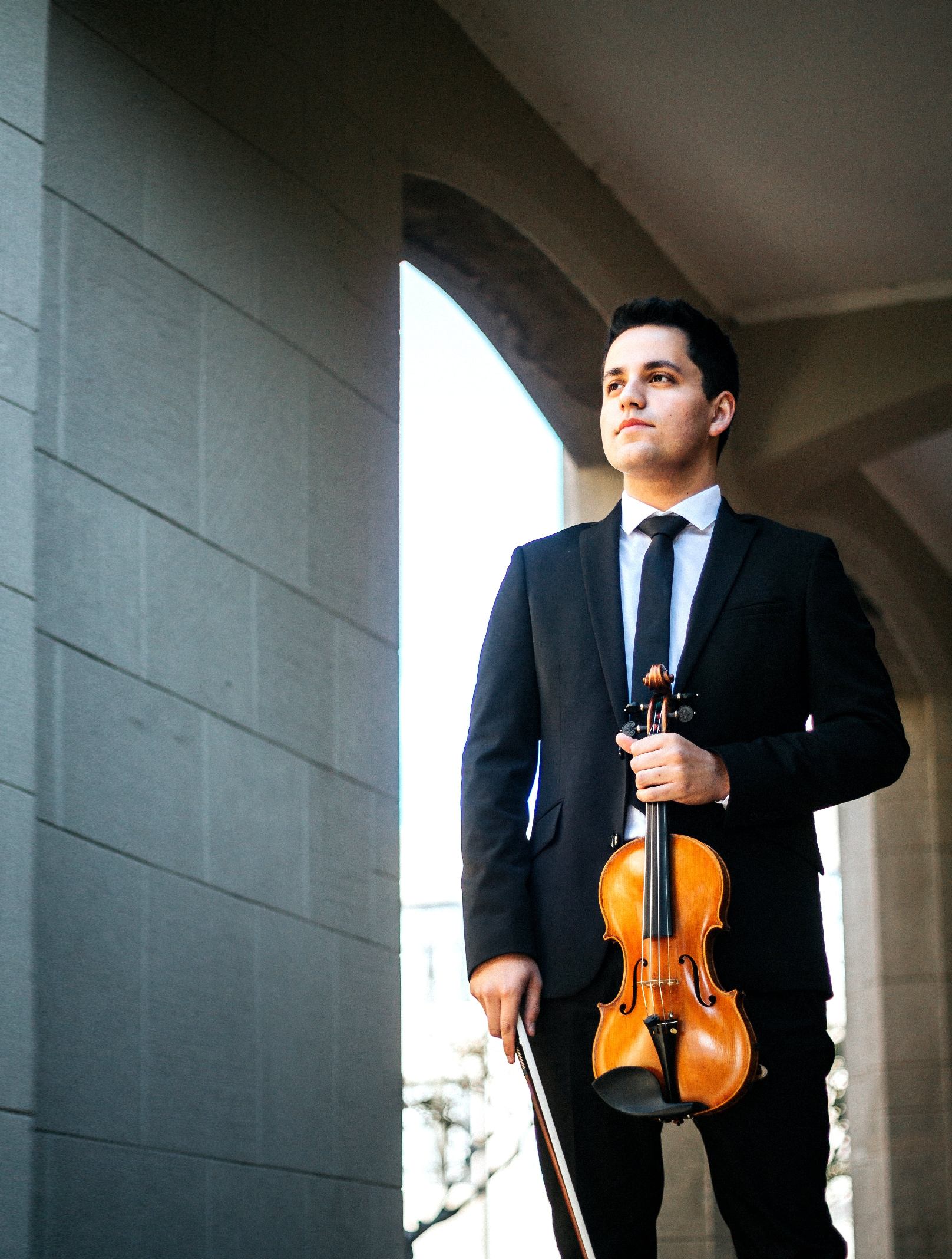 Concurso musical “Dr. Luis Sigall” definió a los violinistas que enfrentarán la etapa semifinal