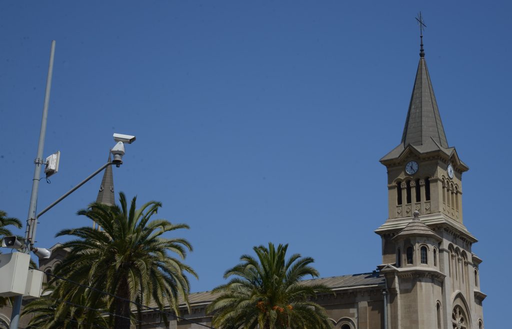 Imagen principal: Viña del Mar tendrá nuevo sistema de televigilancia con 122 cámaras para sectores altos y plan de la comuna