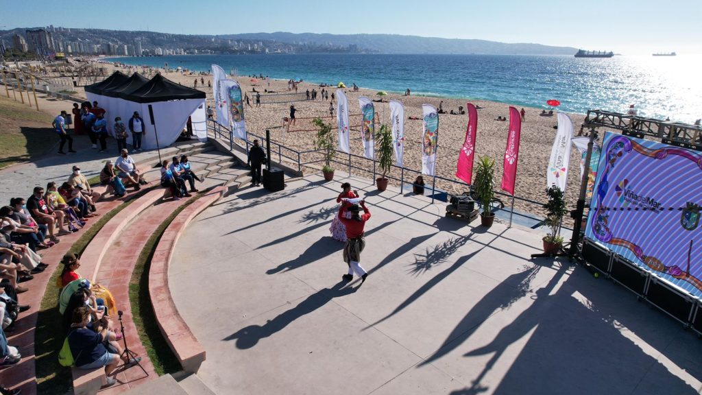 Imagen principal: Con amplia participación comunitaria terminó en Encuentro de la Diversidad Cultural en Viña del Mar