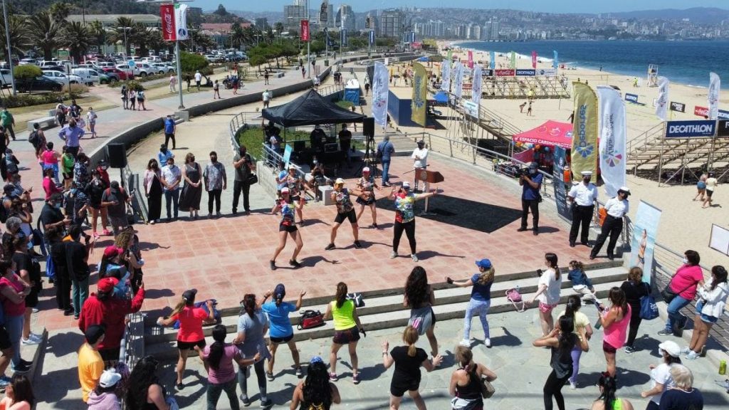Imagen principal: Talleres y eventos gratuitos en Viña del Mar presenta la renovada Playa del Deporte 2022