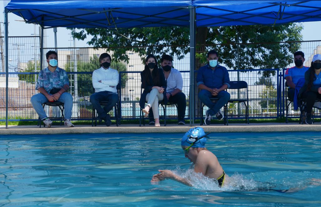 Imagen principal: ¡Al agua! Viña del Mar abre temporada de piscinas con talleres gratuitos para toda la comunidad